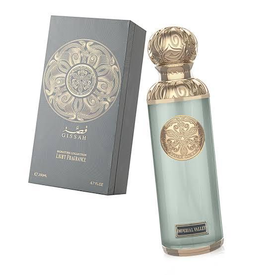 عطر  قصة